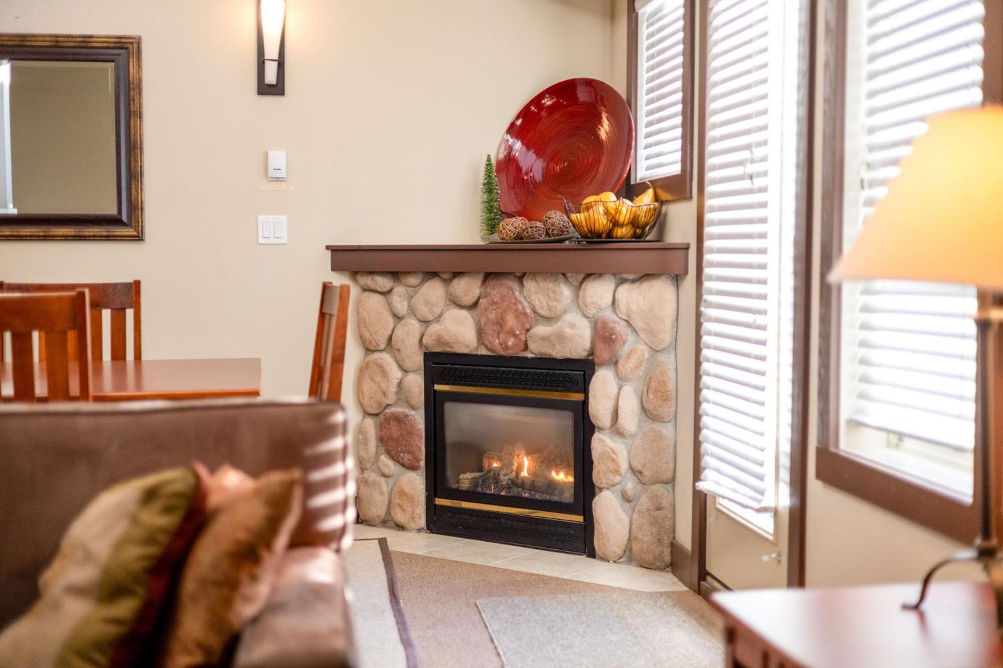 Silver Rock Condominiums By Fernie Central Reservations Extérieur photo